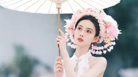 重庆长江惊现鳄鱼
